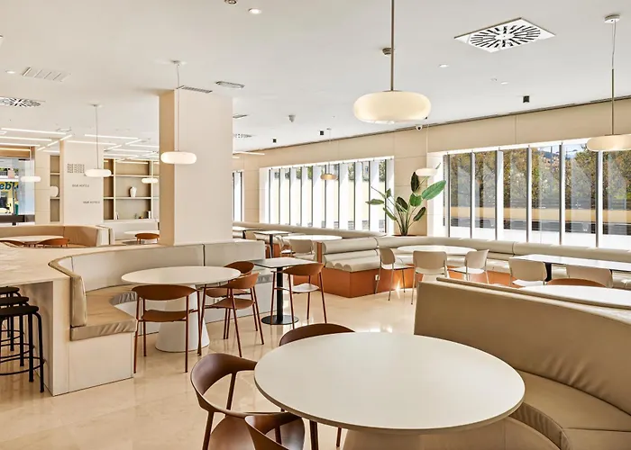 B&B Hotel Granada Estacion